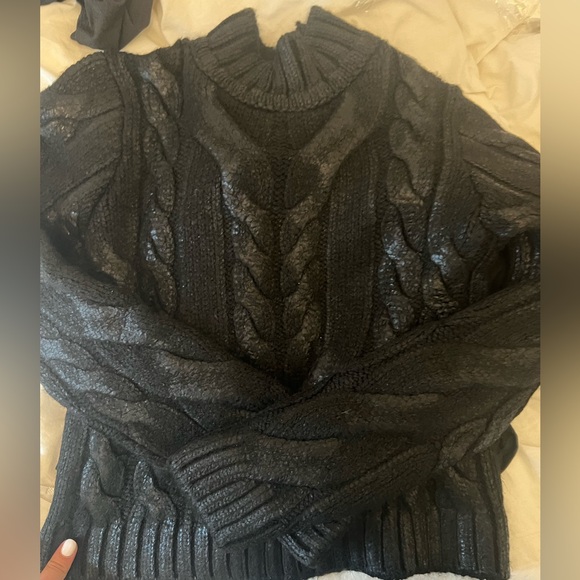 H&M knit metallic sweater - Picture 5 of 5